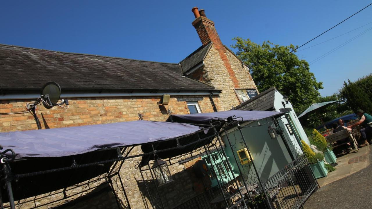 The White Lion At Wicken Bed & Breakfast Milton Keynes