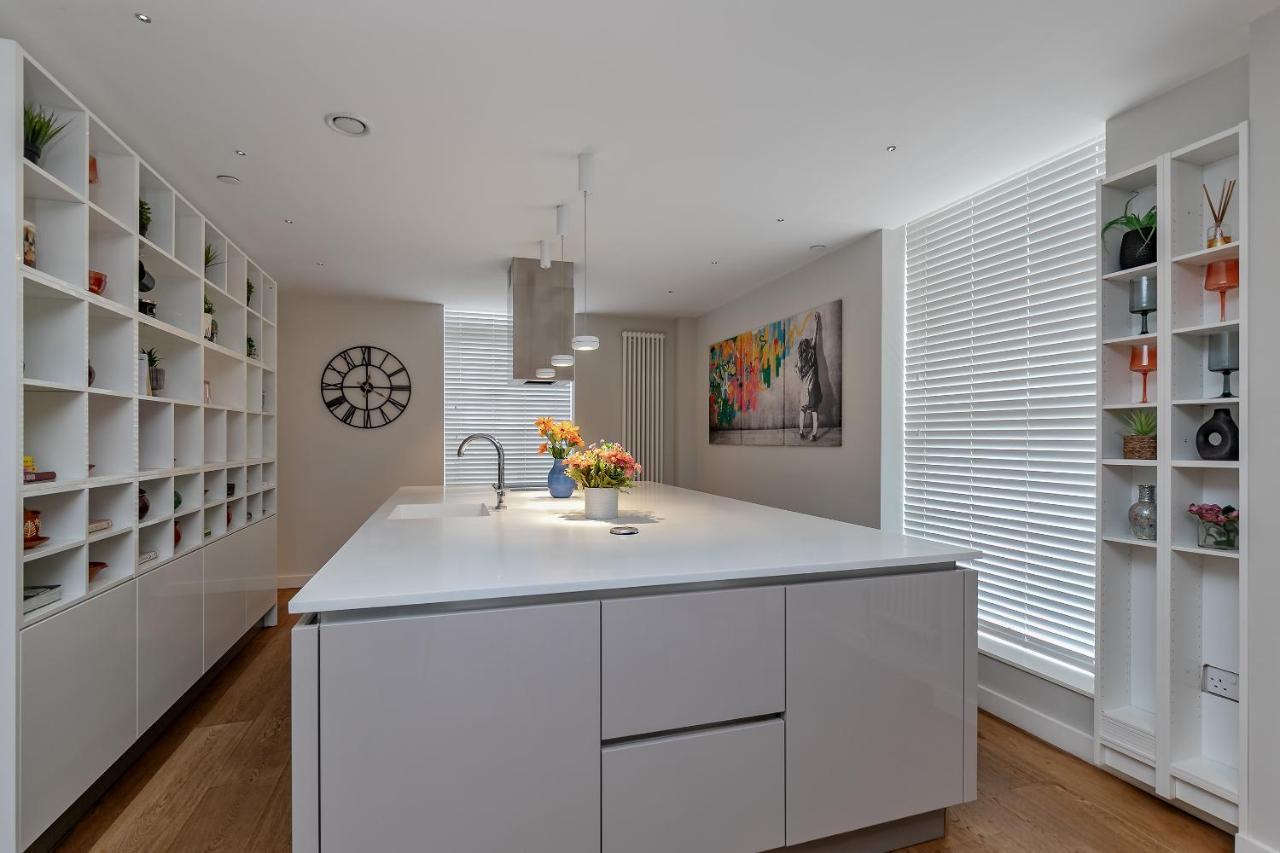 The Diamond At Mk Centre Apartment Milton Keynes
