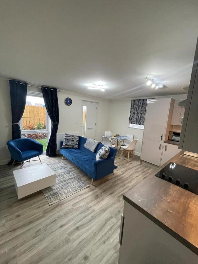 Luxurious In Brooklands Apartment