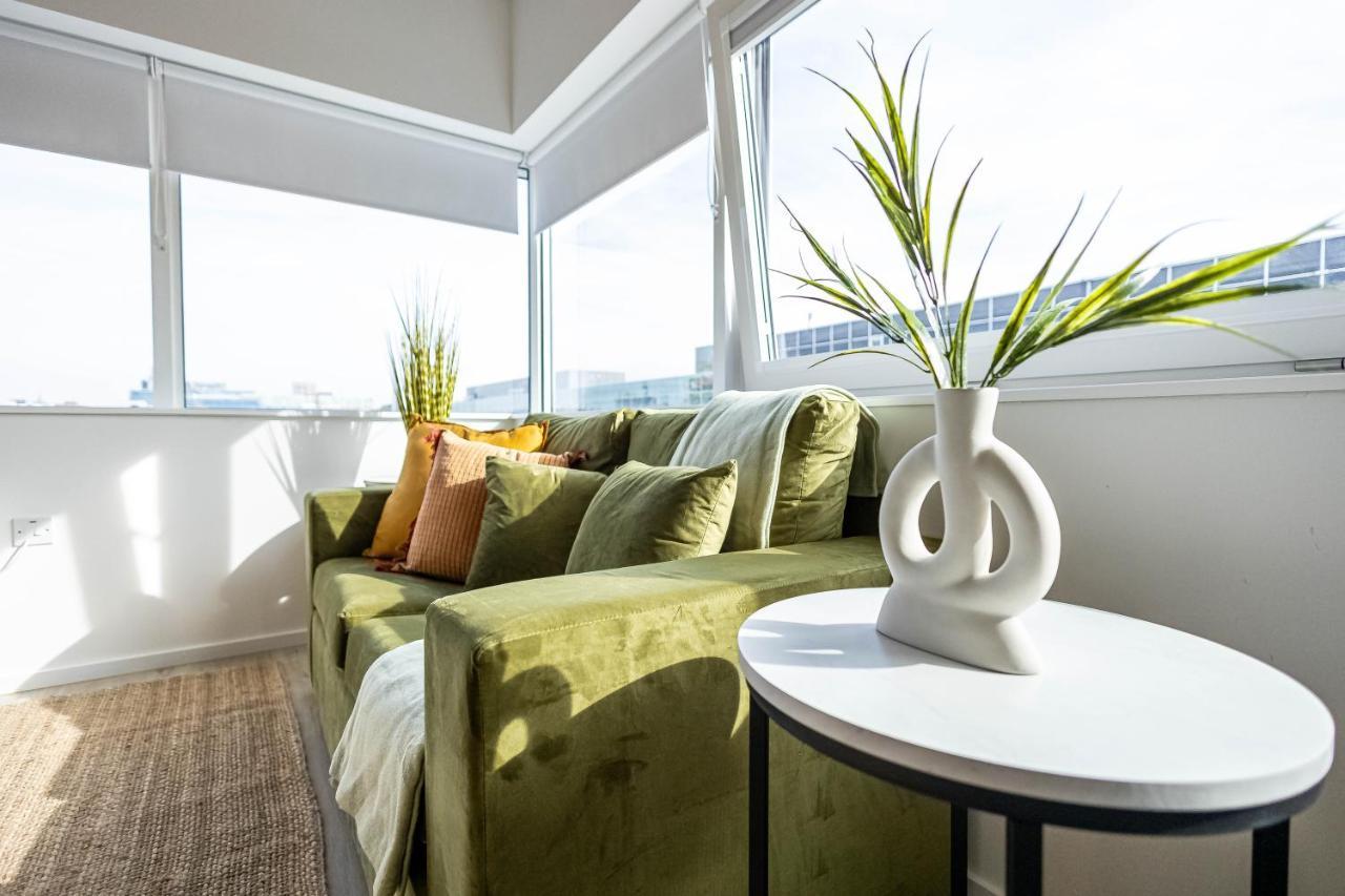 Apartment Stunning View In Location Free Parking *