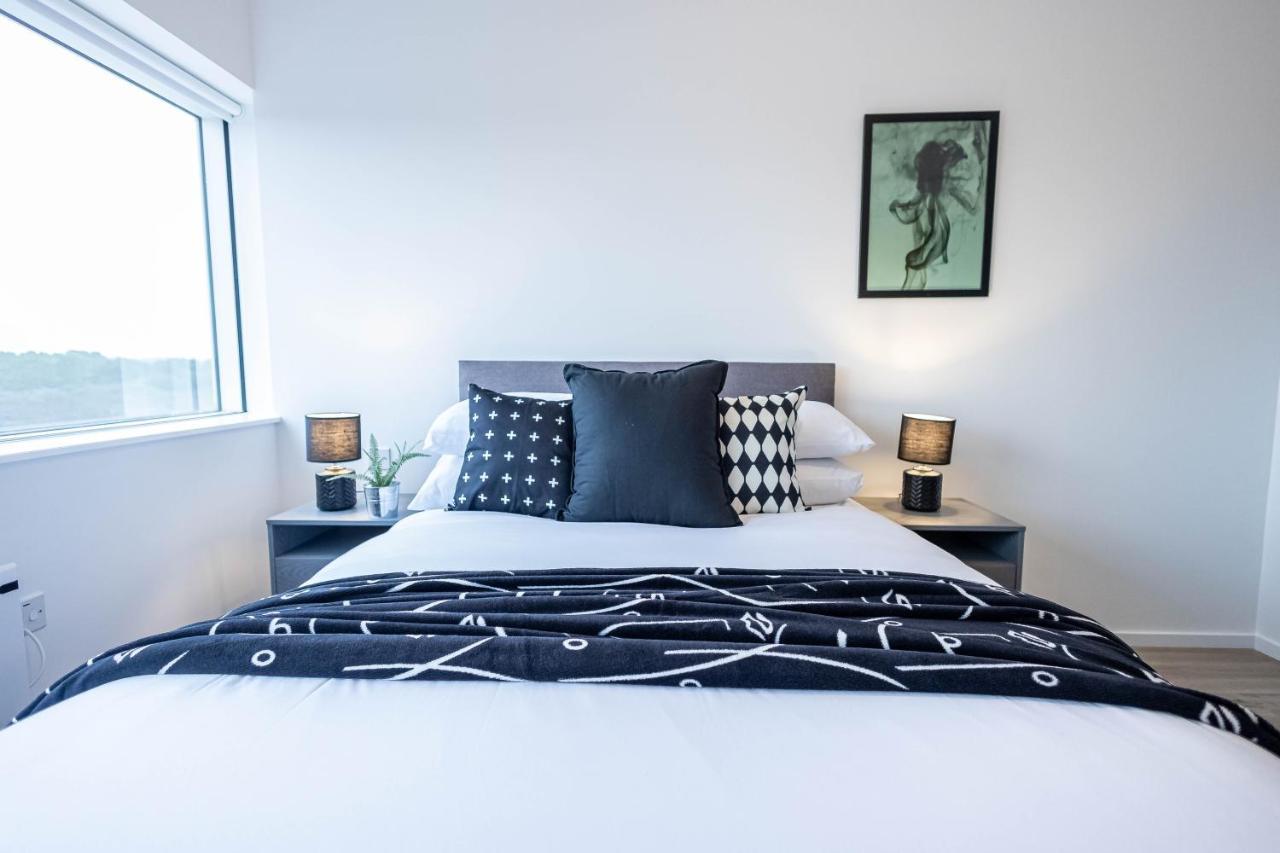 Apartment Stunning View In Location Free Parking *