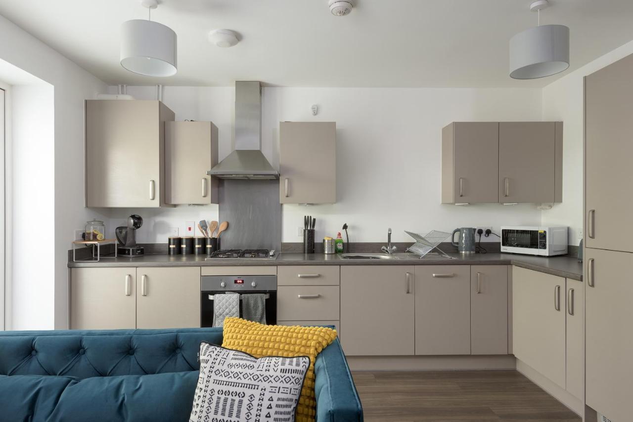 Apartment 1-bed Perfect For By Valore Services Milton Keynes