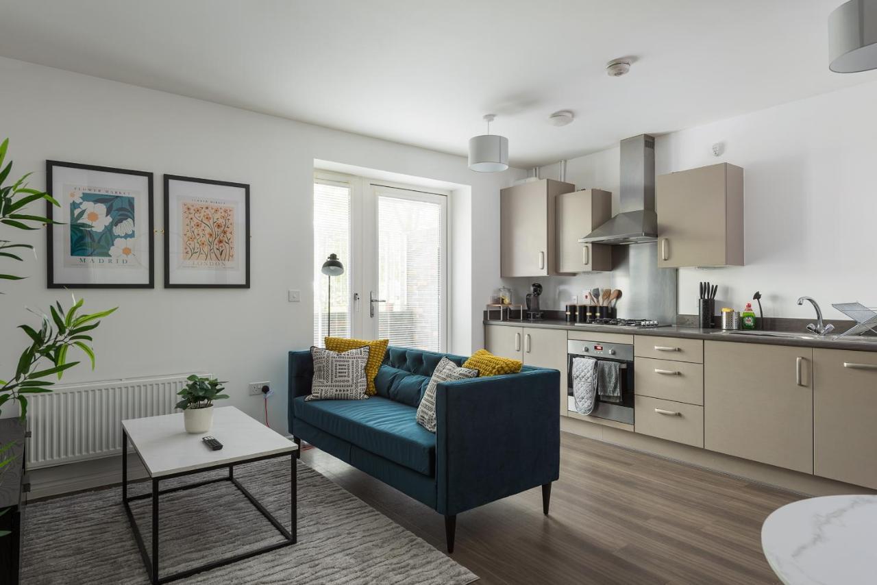 1-bed Perfect For By Valore Services