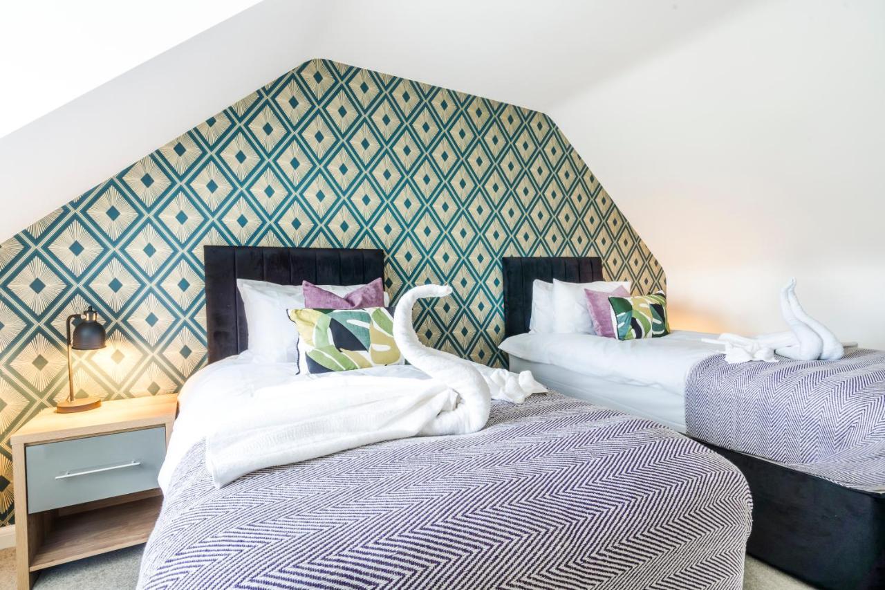 Holiday home Spacious 4br Townhouse Free Parking & Wifi