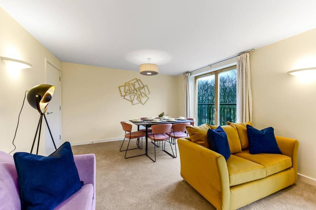 Scenic Park View Apartment