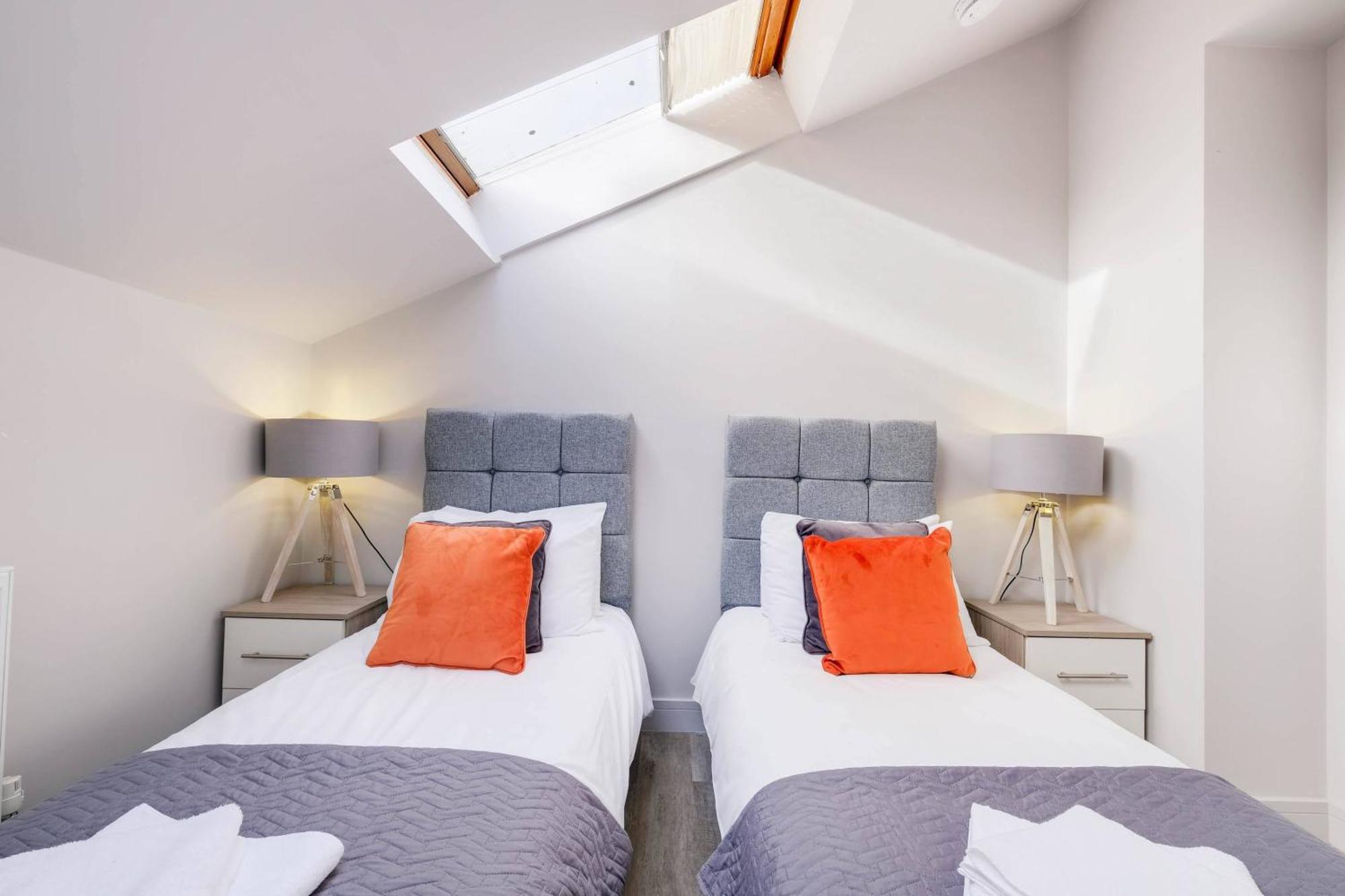 Infra Mews: Versatile For Extended Apartment