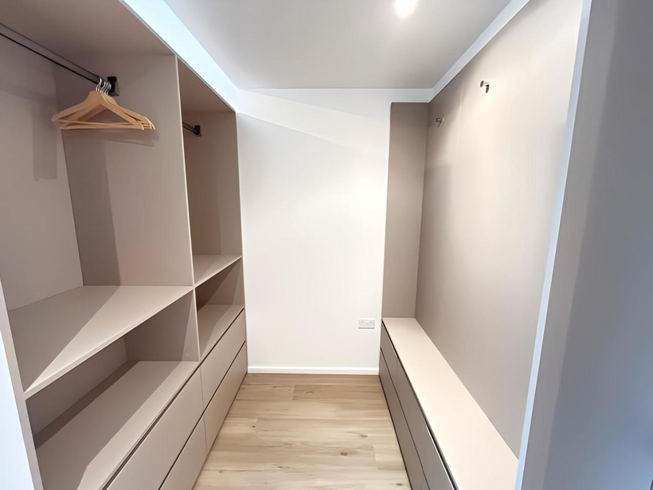 1br Luxury Flat At Train Station - Long Welcome - Just Ask Milton Keynes