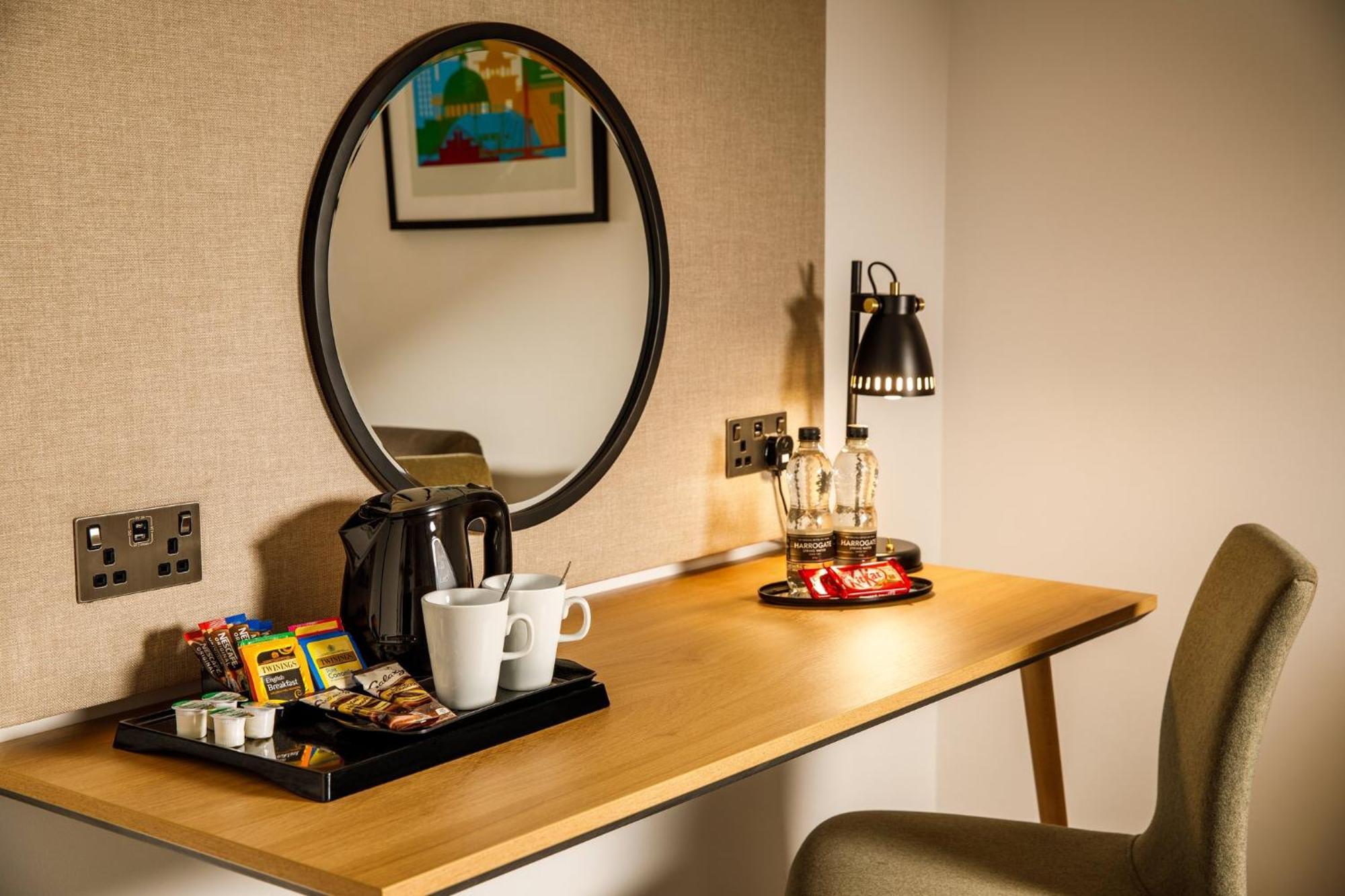 By Ihg Milton Keynes