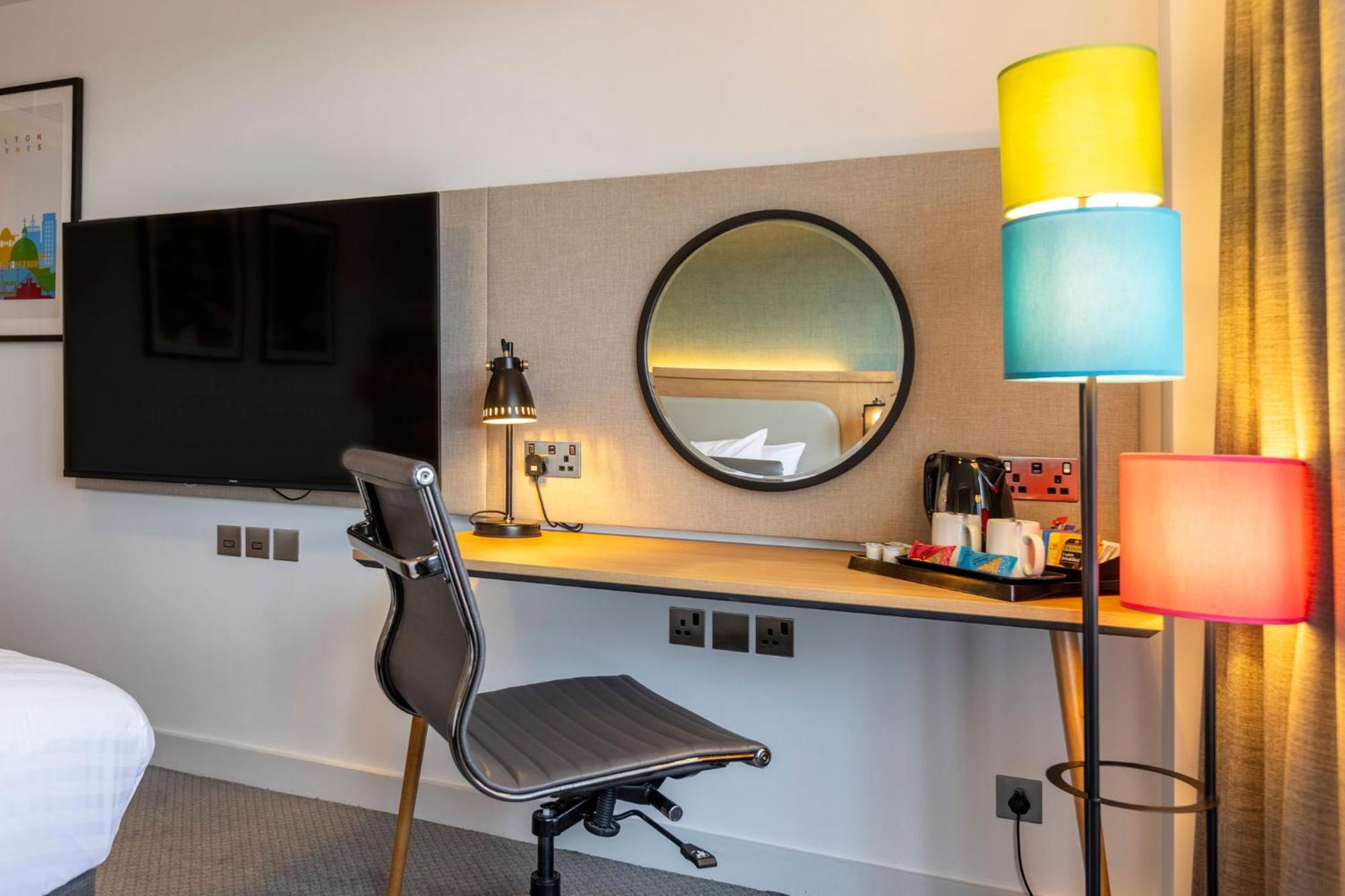 By Ihg 4* Milton Keynes