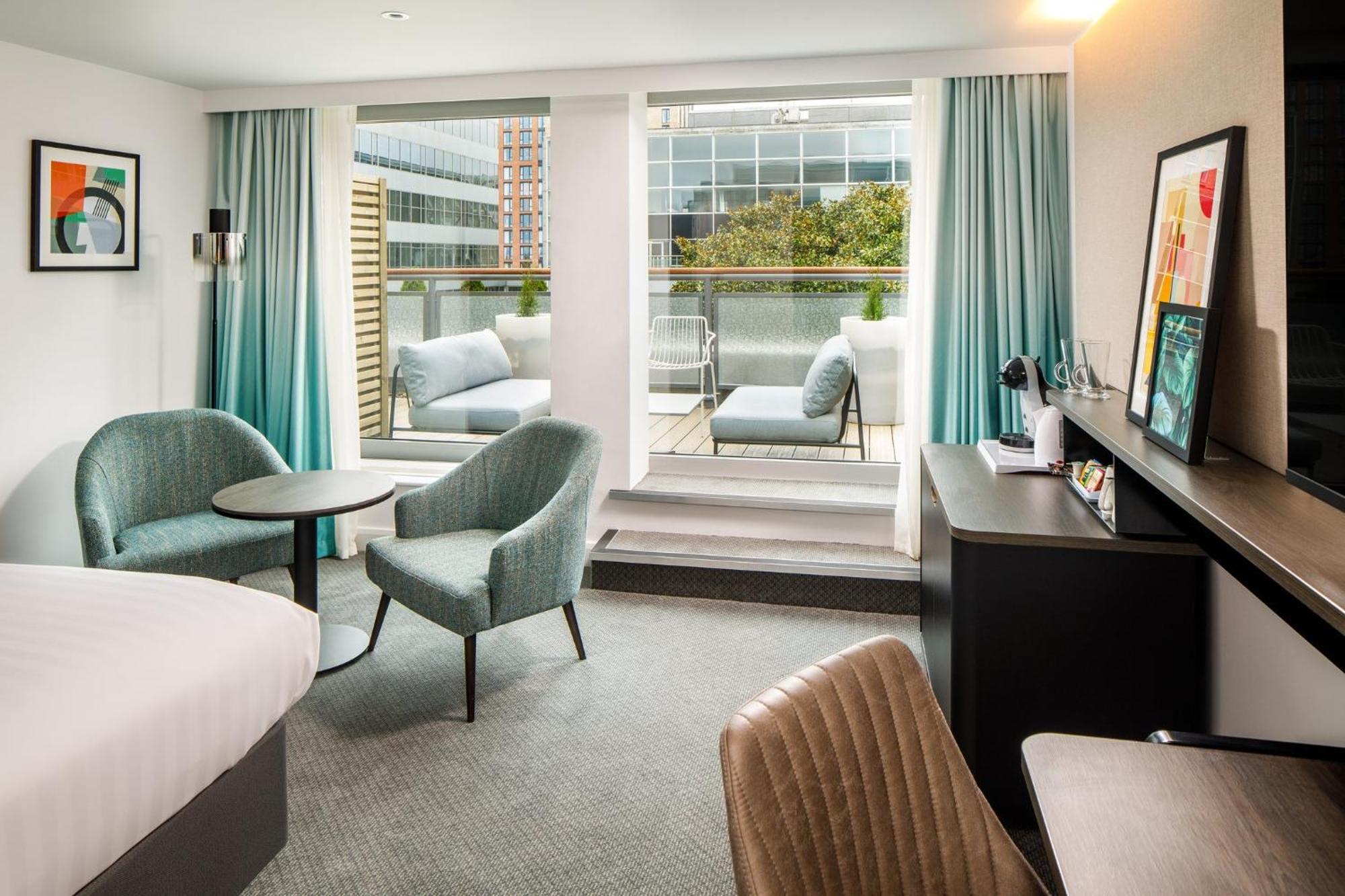 Hotel By Ihg 4*