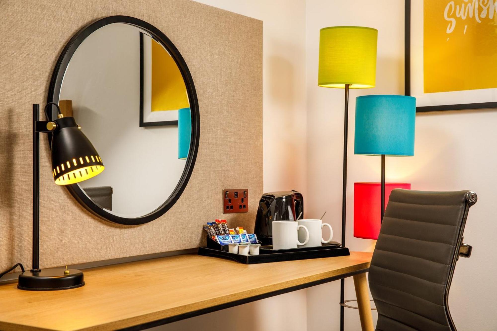 Hotel By Ihg