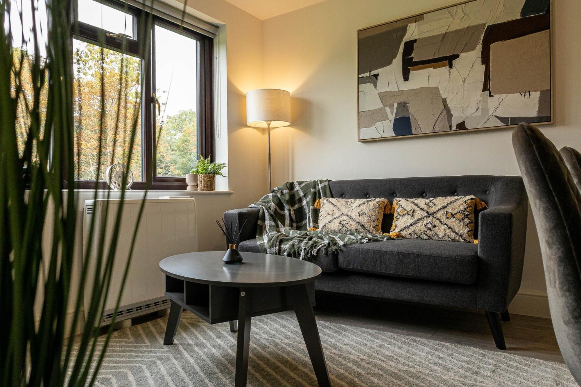 Hornbeam Court - Apartment Milton Keynes