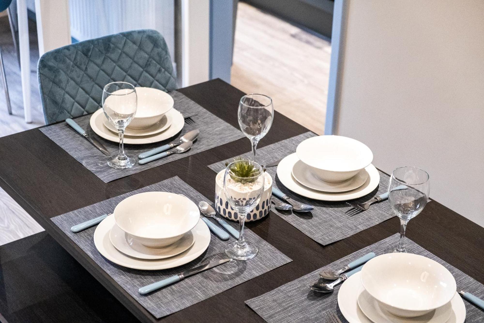 Casa de férias Mk 2-bedroom Contractor's Gem, 5 Beds, Sleeps 6, Free Parking Milton Keynes