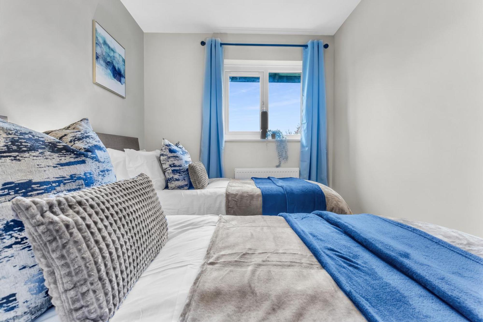 Mk 2-bedroom Contractor's Gem, 5 Beds, Sleeps 6, Free Parking Casa de férias *