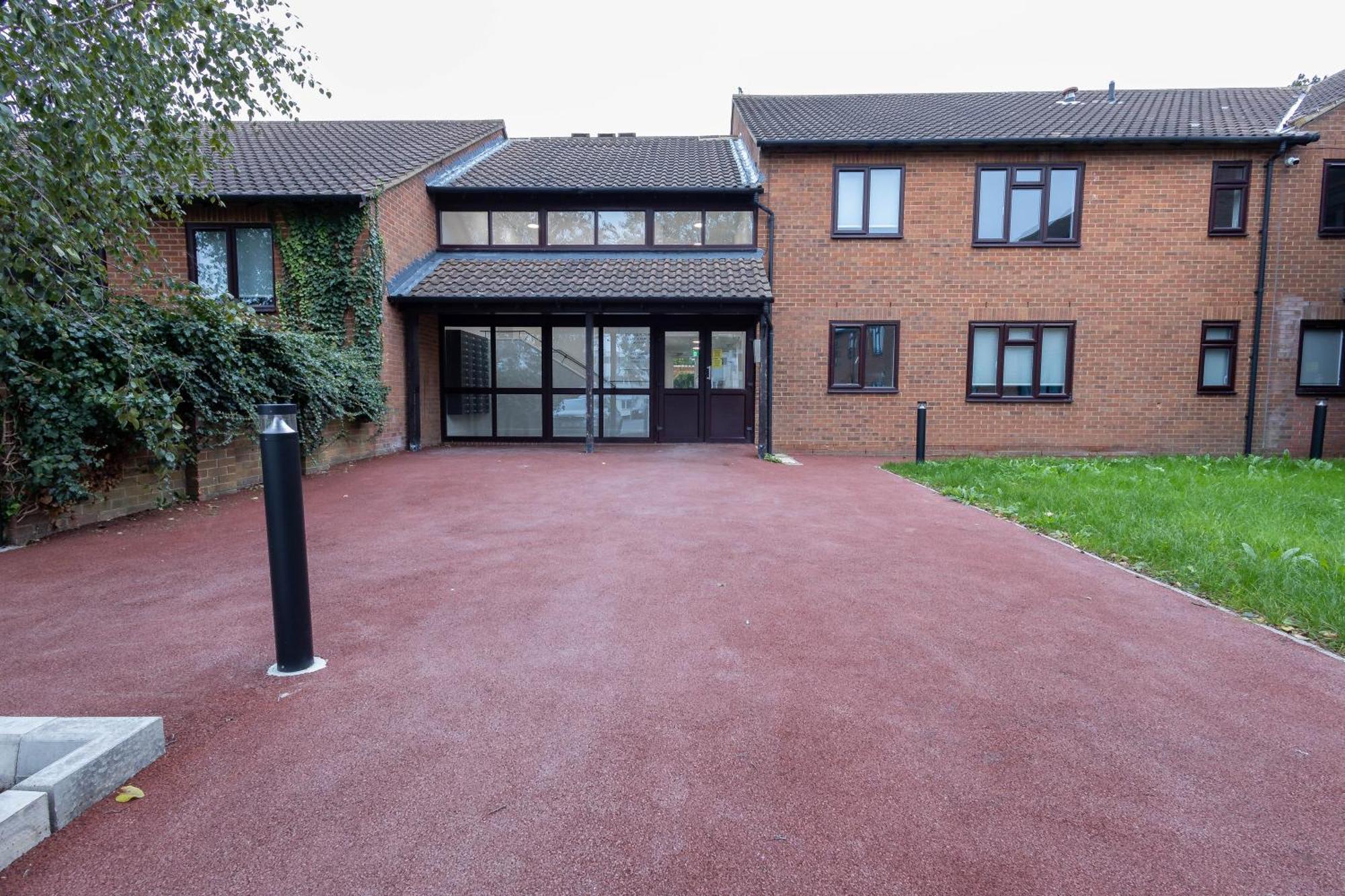 Hornbeam Court - * Milton Keynes