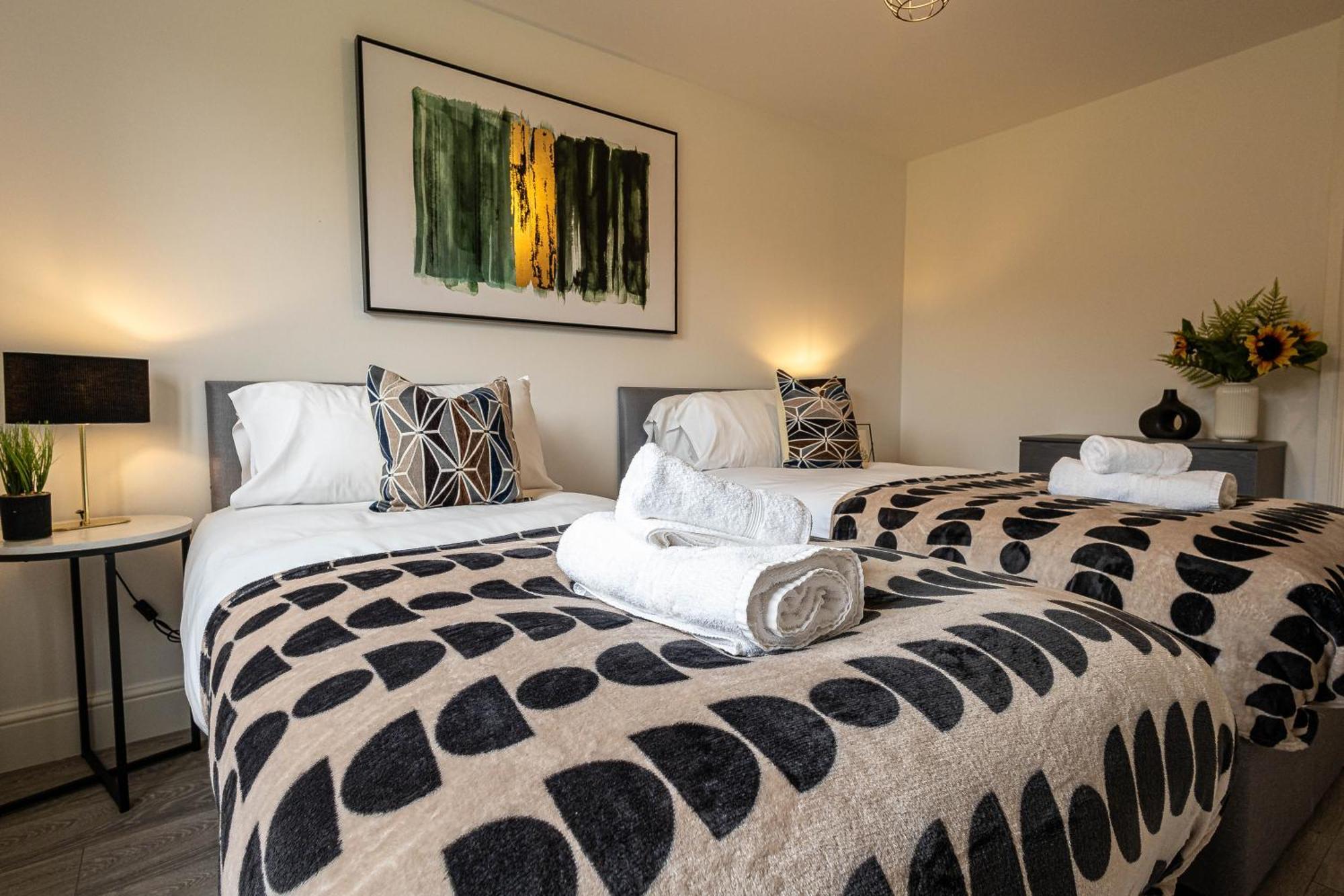 Hornbeam Court - * Milton Keynes