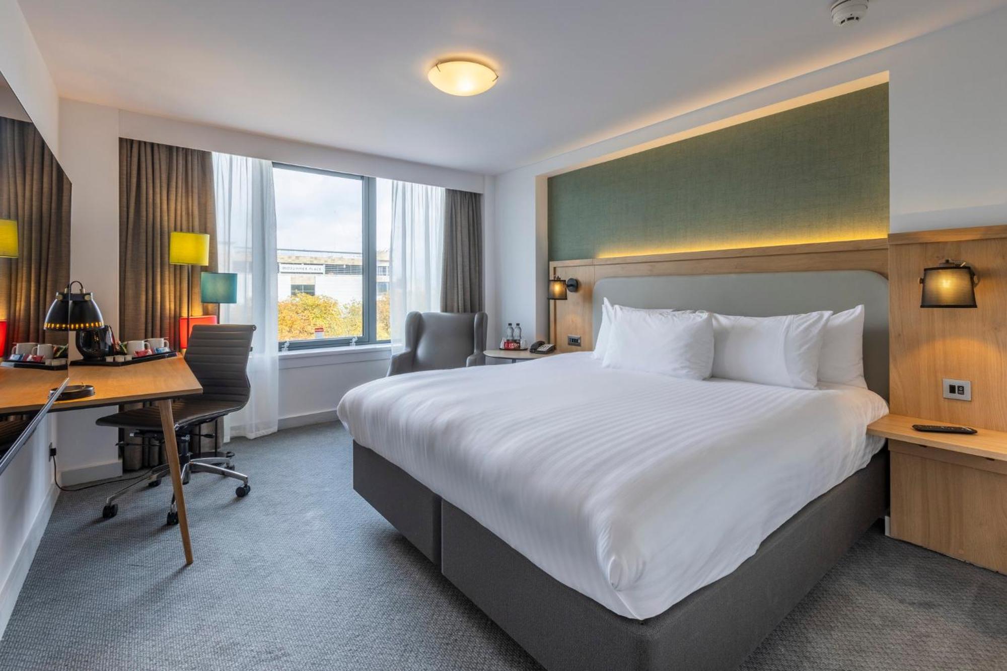 By Ihg Hotel