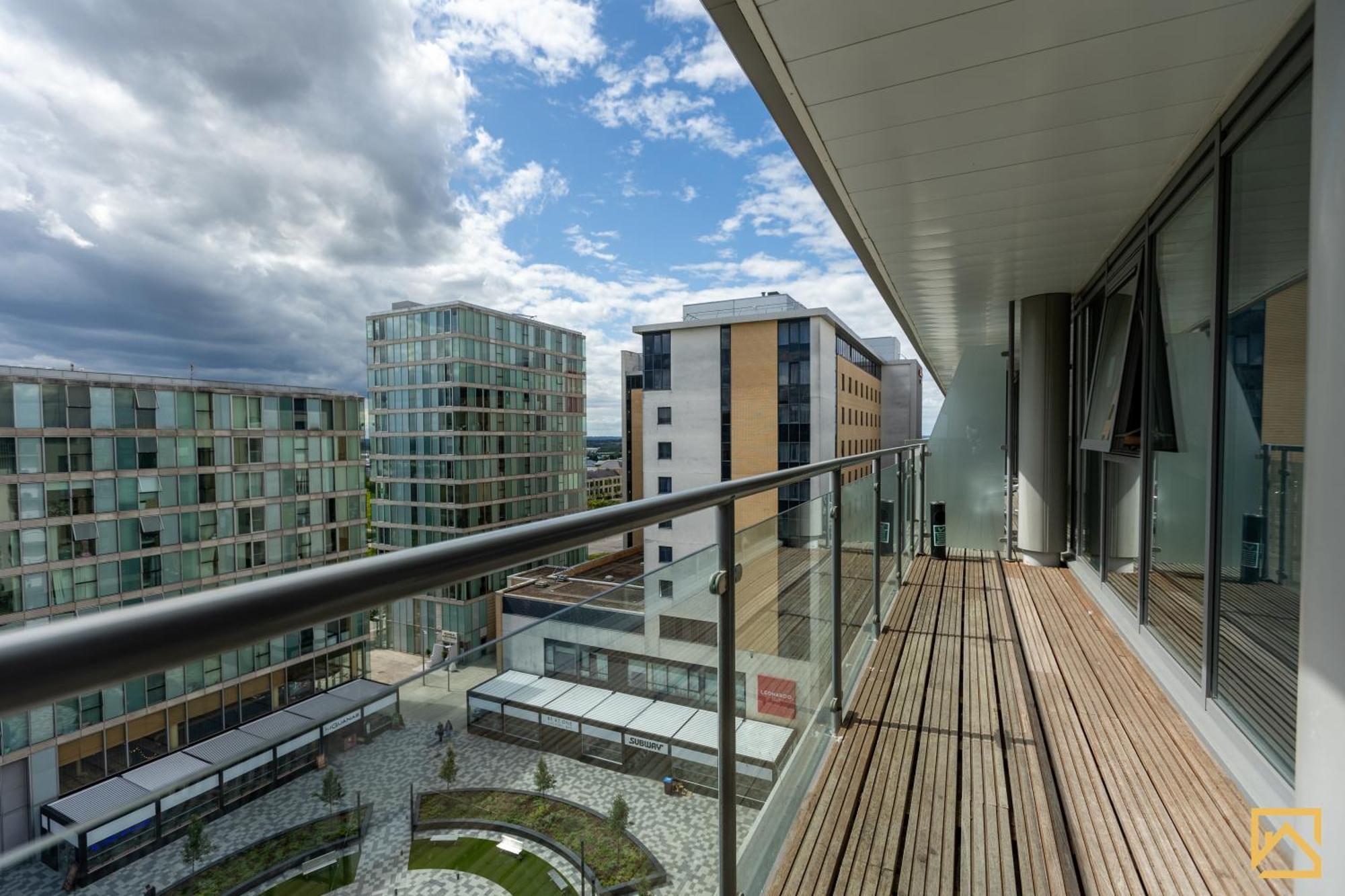 Luxury 2-bed In Mk By Valore Services Apartamento Milton Keynes
