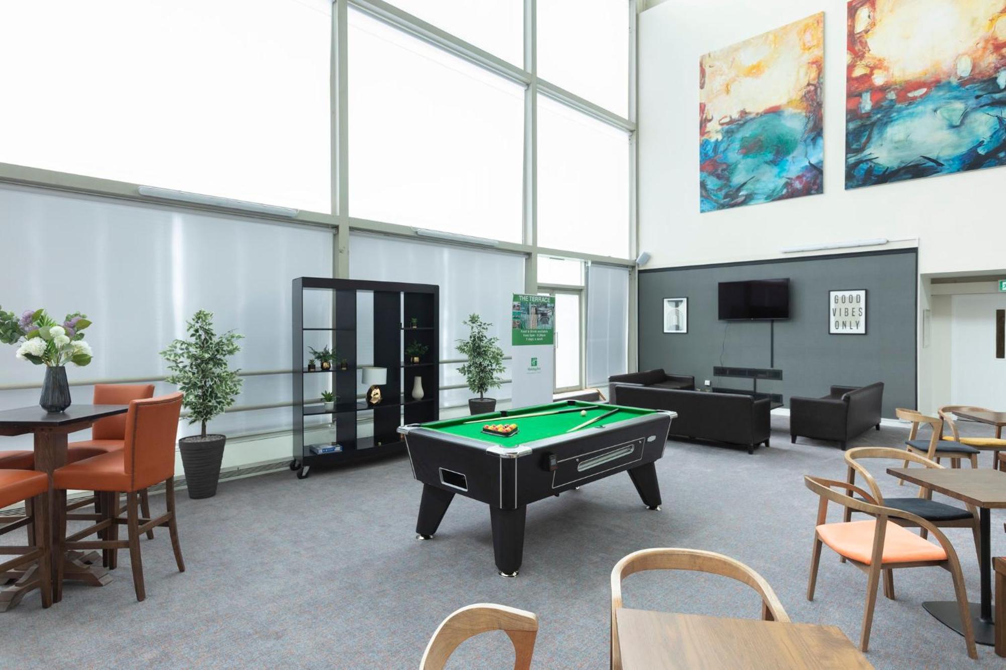 By Ihg Hotel Milton Keynes