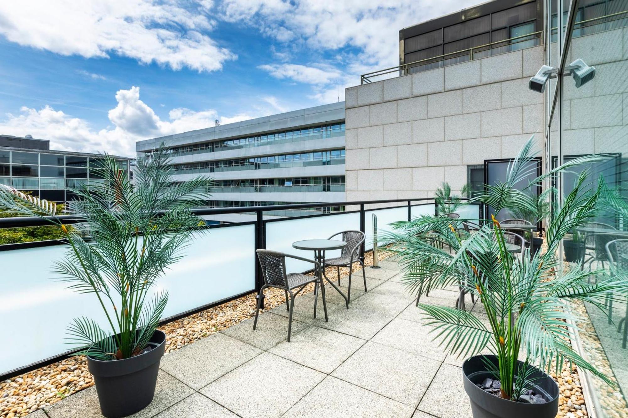 Hotel By Ihg Milton Keynes
