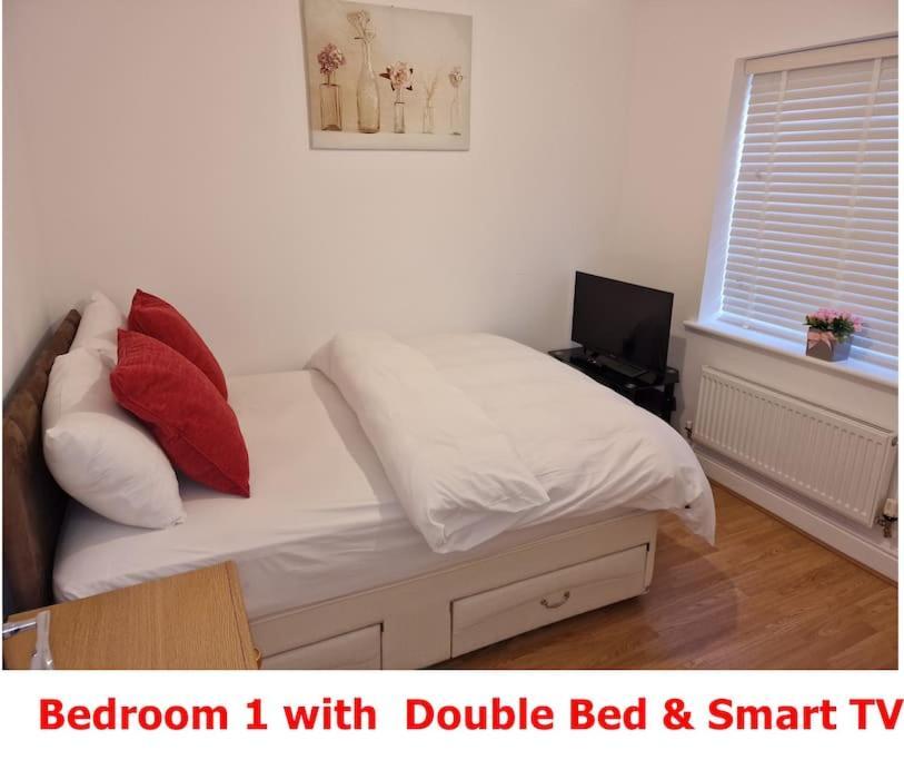 Apartment Nightrest Homes 6 Bedroom House- Smart Tv In Each - Parking - Wifi -milton Keynes Milton Keynes