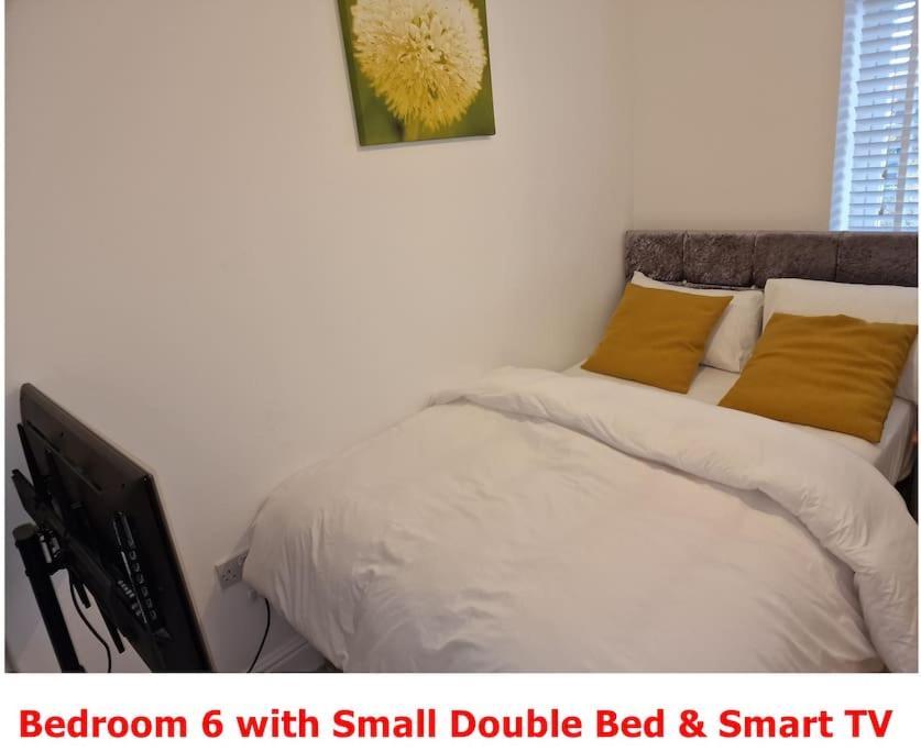 Apartment Nightrest Homes 6 Bedroom House- Smart Tv In Each - Parking - Wifi -milton Keynes Milton Keynes
