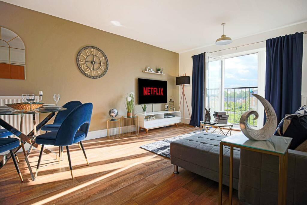 Apartment Stylish With Self-check-in, Juliet Balcony, Fast Wifi, Smart Tvs And Free Parking By Yoko *