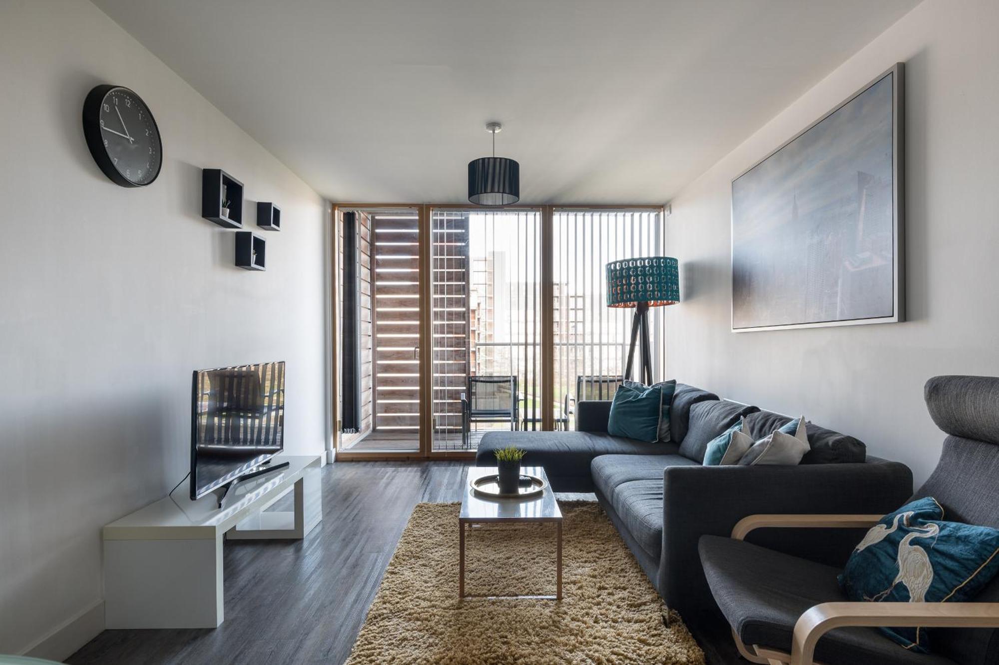 Modern 2 Bed In Mk, Free Parking, Smart Tv Apartment