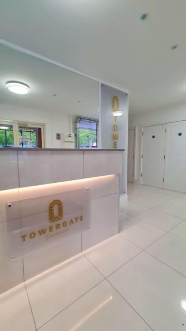 Towergate Apartment Milton Keynes
