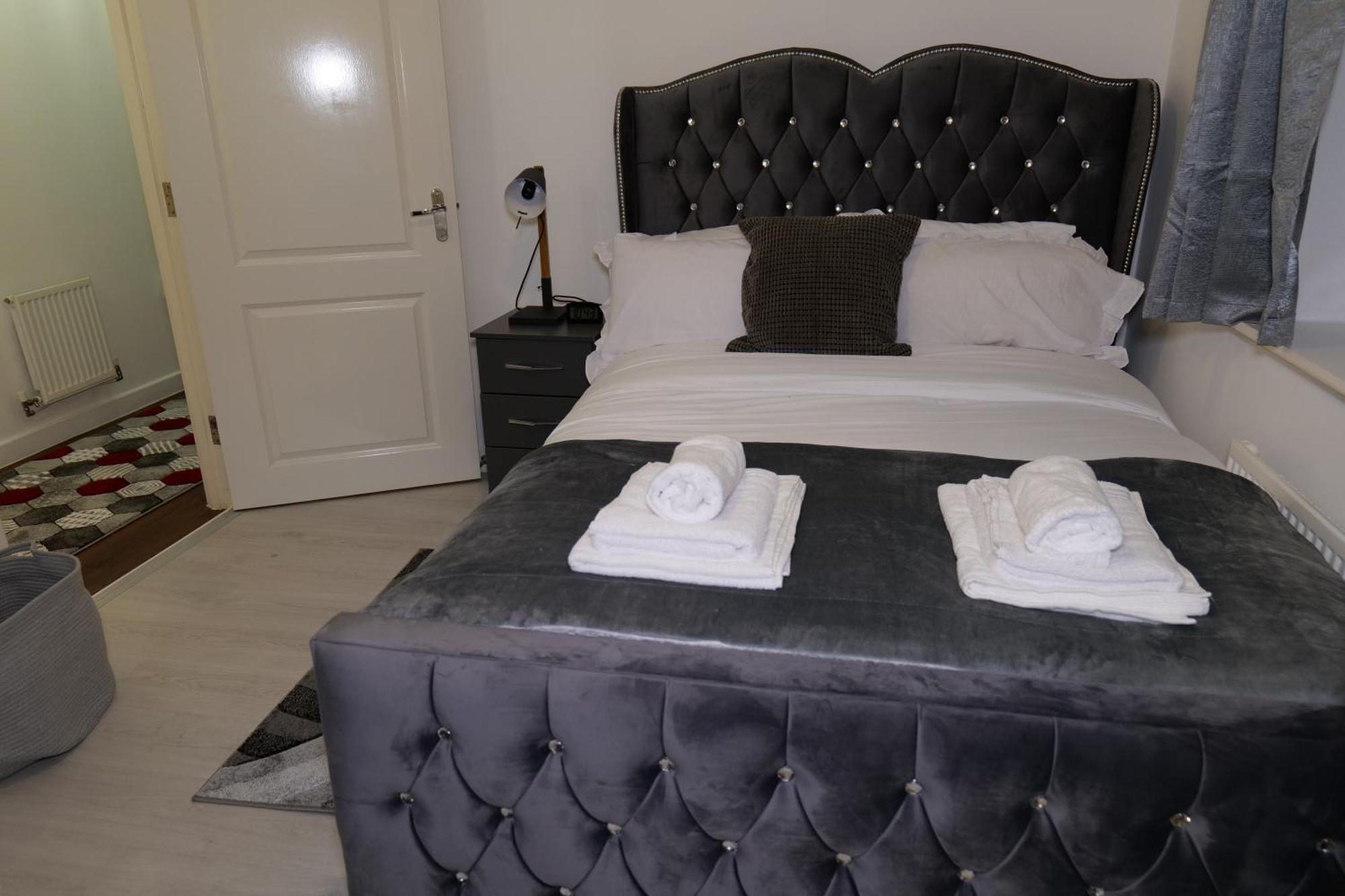 Giomakay Luxury Apartment Milton Keynes