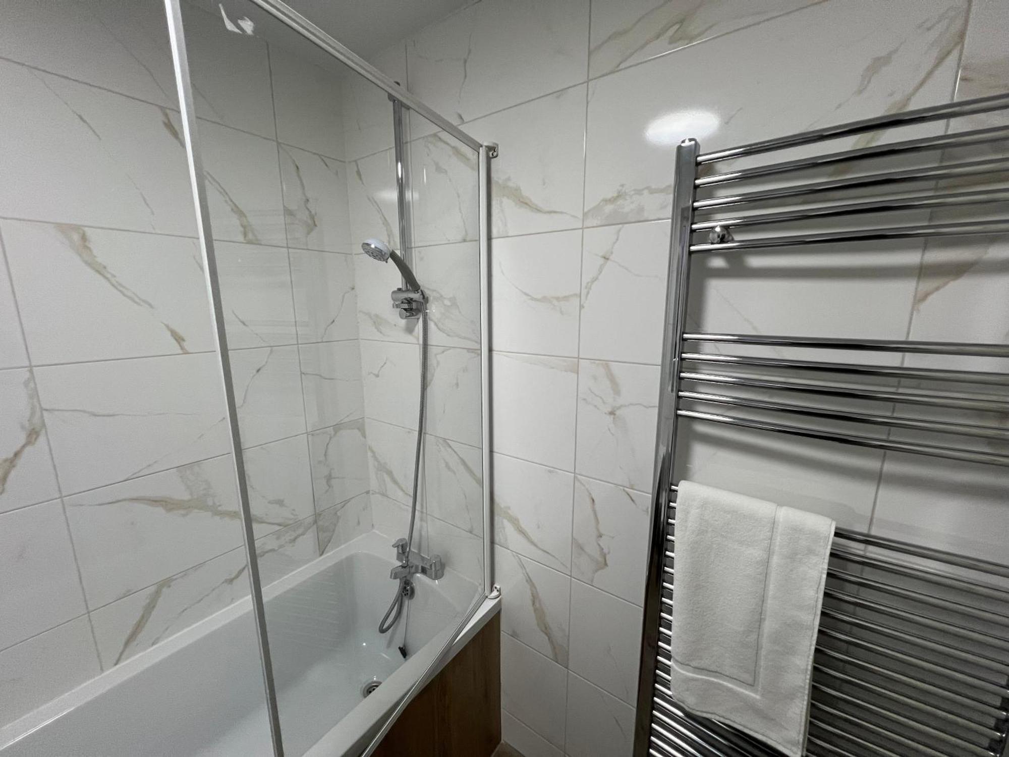 Majestic 2 Bedroom House Milton Keynes