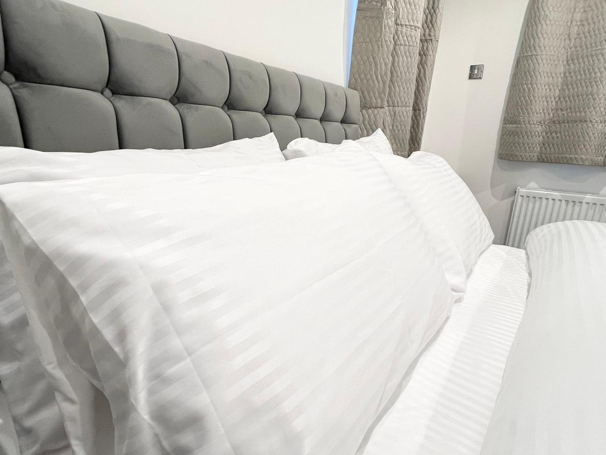 Apartment Majestic 2 Bedroom House Milton Keynes