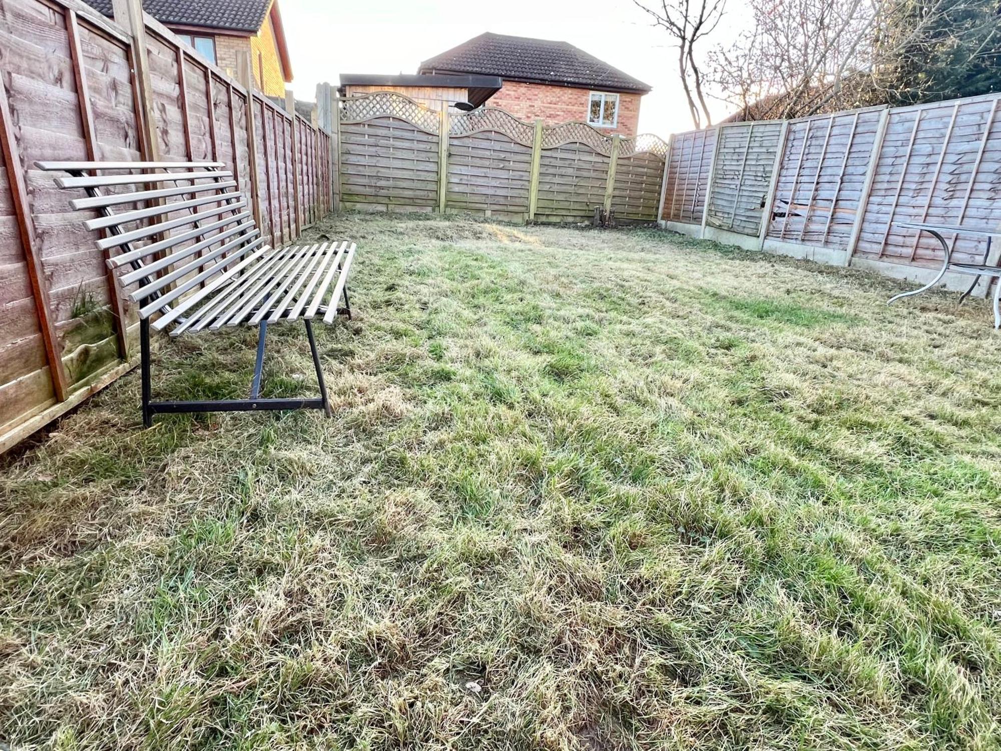 Majestic 2 Bedroom House Milton Keynes