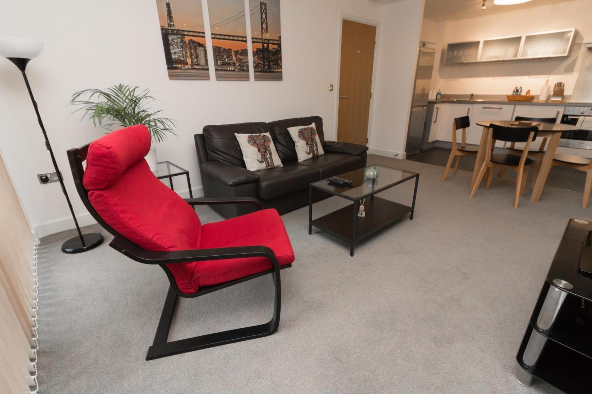 Apartment Istay At Vizion - Fully Equipped Modern Serviced With Balconies, Self Check-in, Superfast Broadband & Netflix, Free Underground Parking, 24h Security, Rooftop Gardens, Located In Mk Milton Keynes