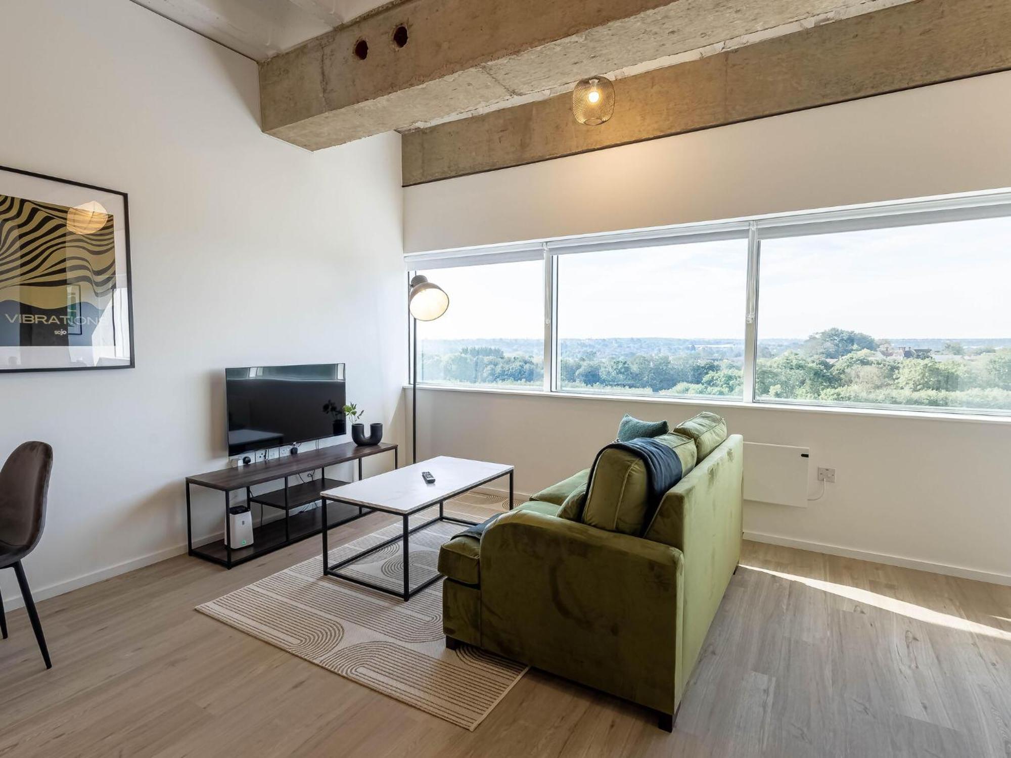Stunning View In Location Free Parking