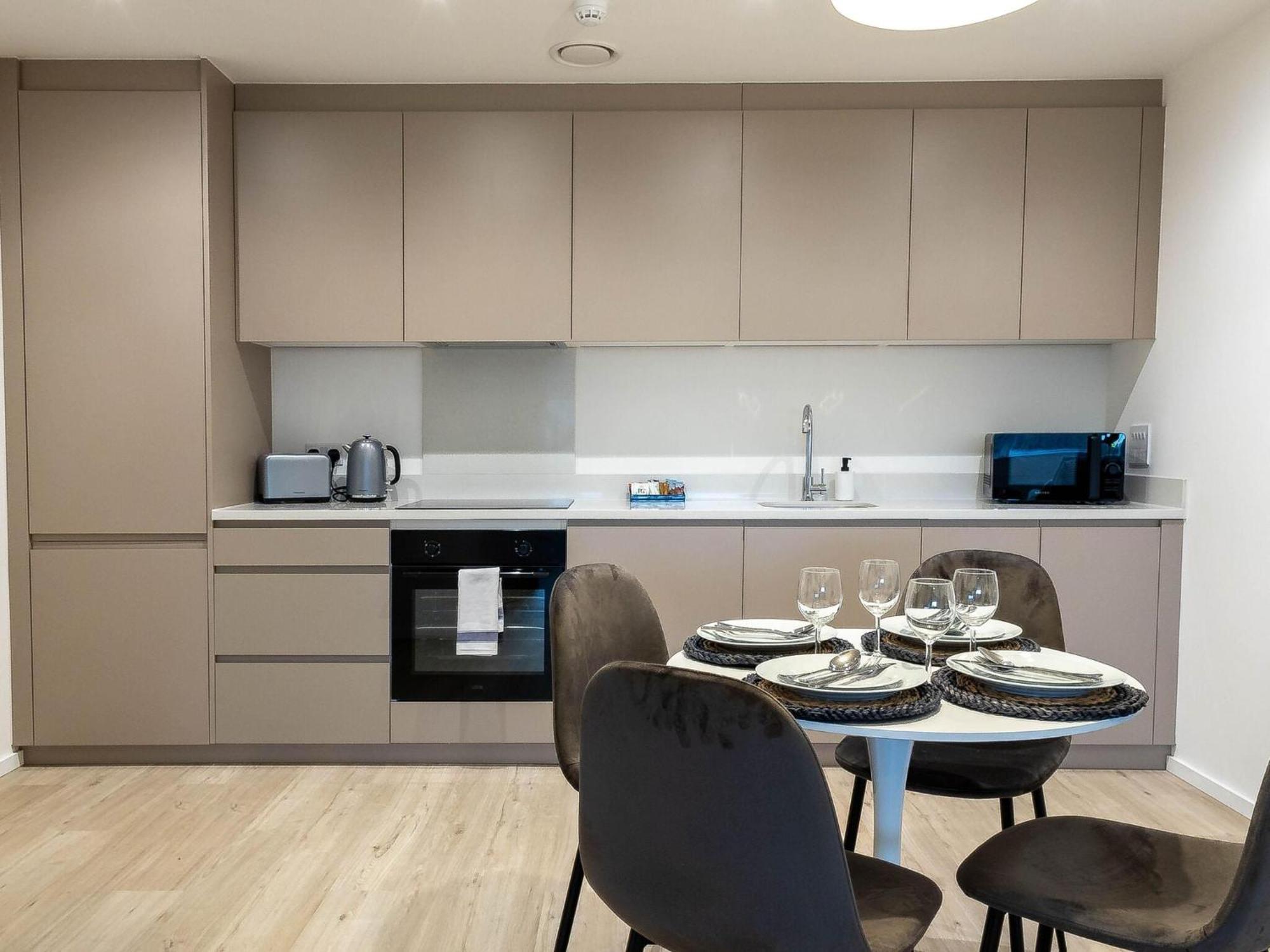 Apartment Stunning View In Location Free Parking