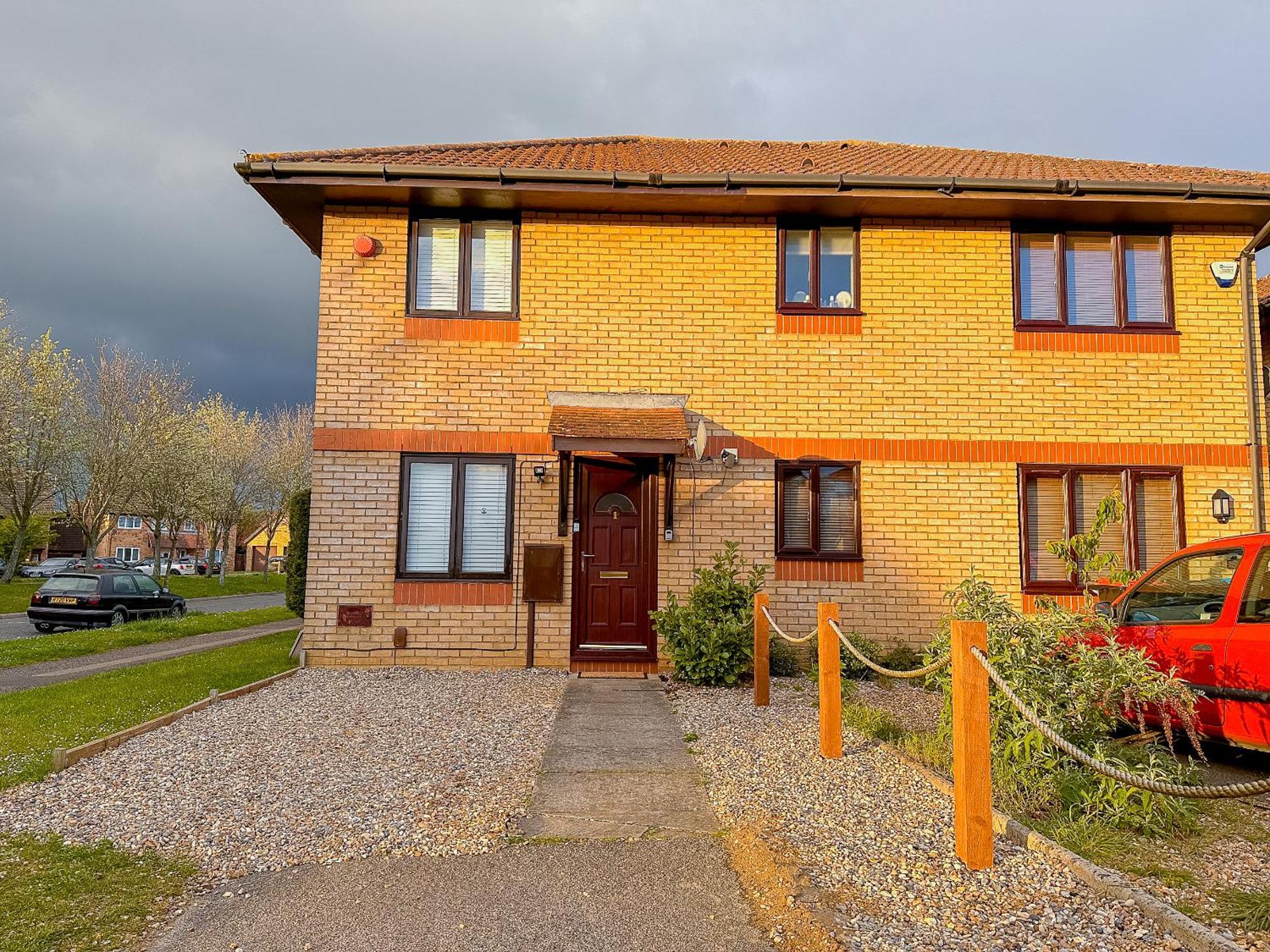 Elegant In Wavendon Gate Mk * Milton Keynes