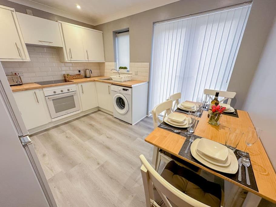 Elegant In Wavendon Gate Mk Apartment *
