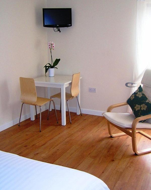 Elm Tree Farm Apartment