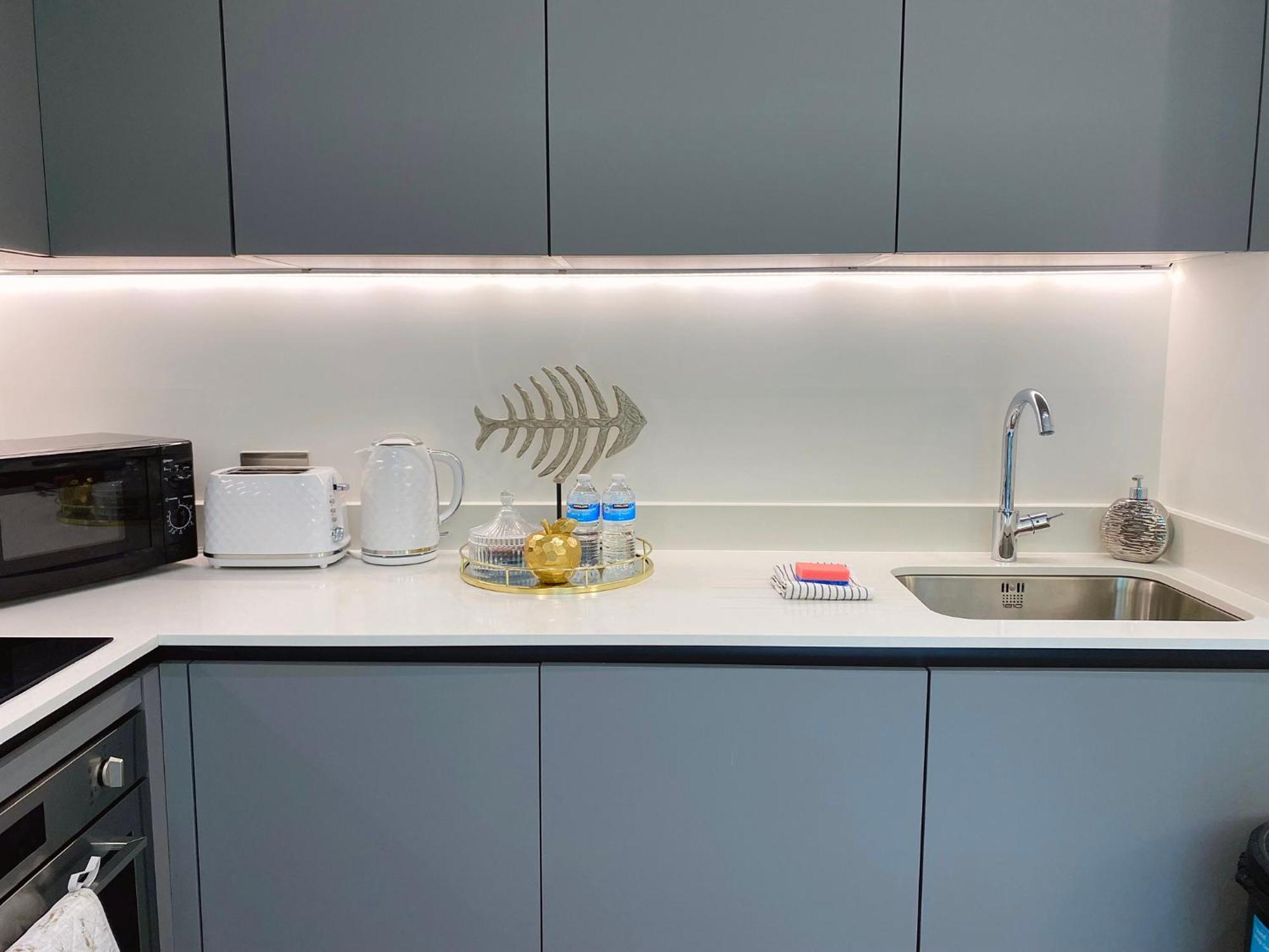 Newpointe Stunning 1-bedroom Serviced Apartment Milton Keynes