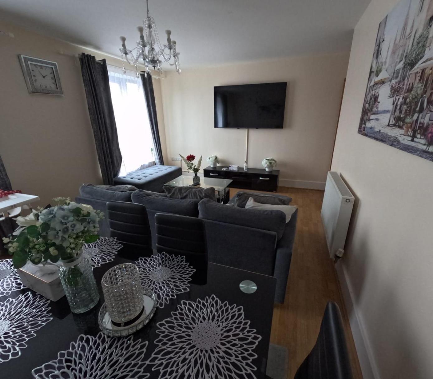 Apartamento Keniji Luxury 2 Bed Milton Keynes