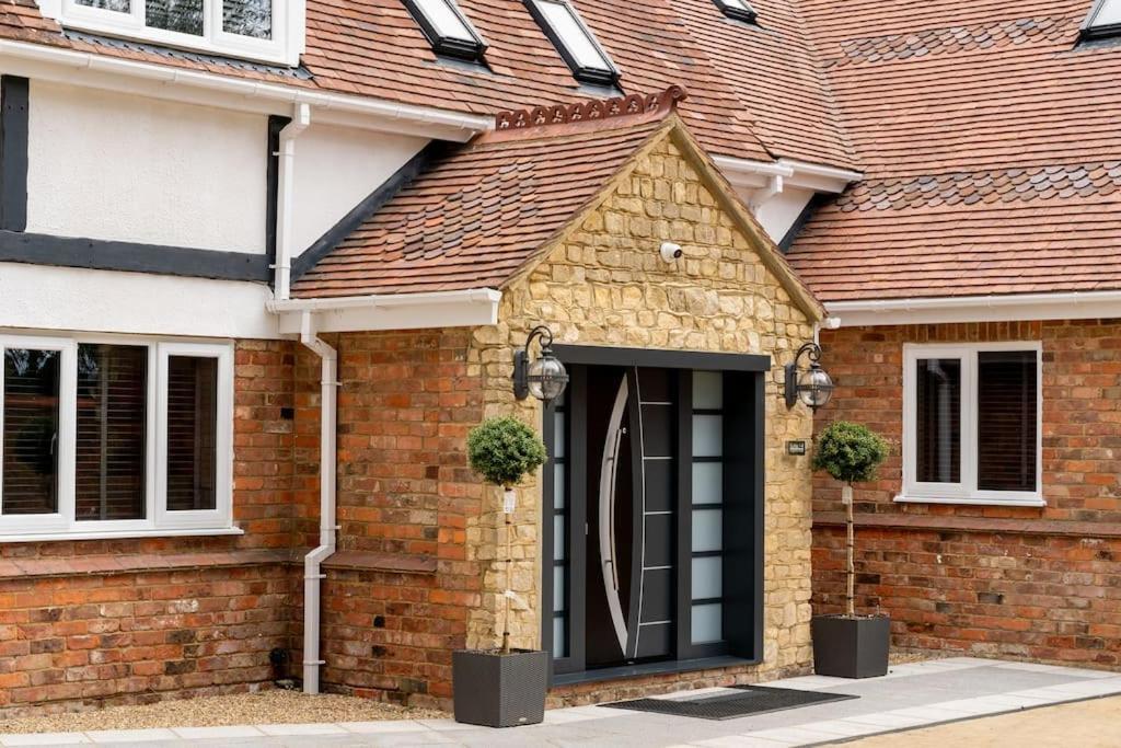 Kingfisher House Holiday home Milton Keynes