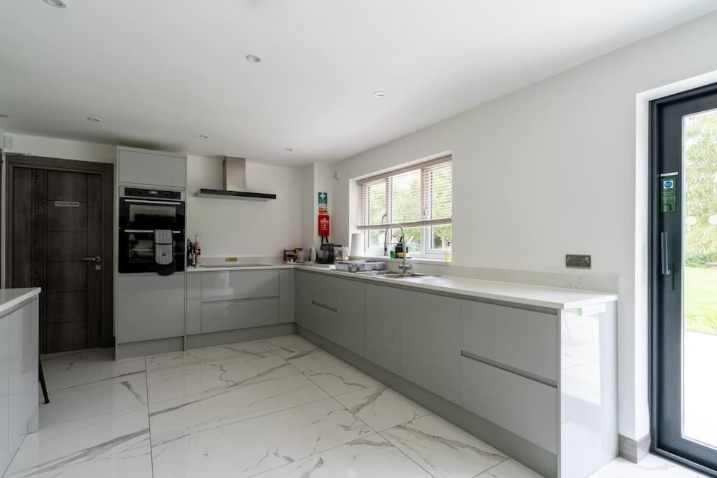Holiday home Kingfisher House Milton Keynes