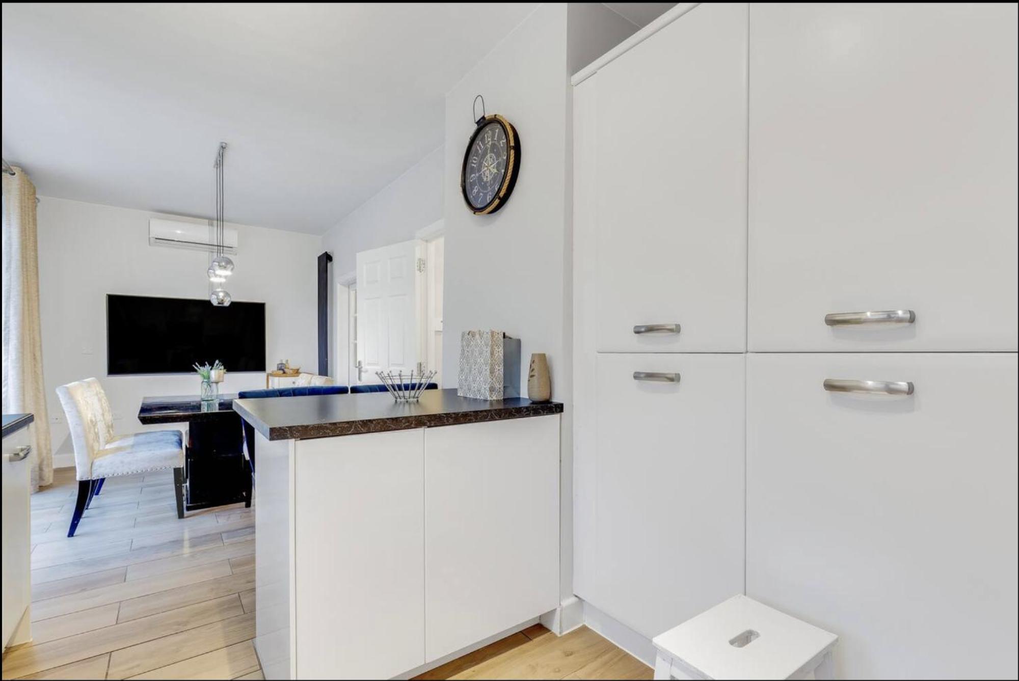 Holiday home Upscale 3 Bedroom 3 Bathroom Detached House - Location - Free Driveway Parking, 75