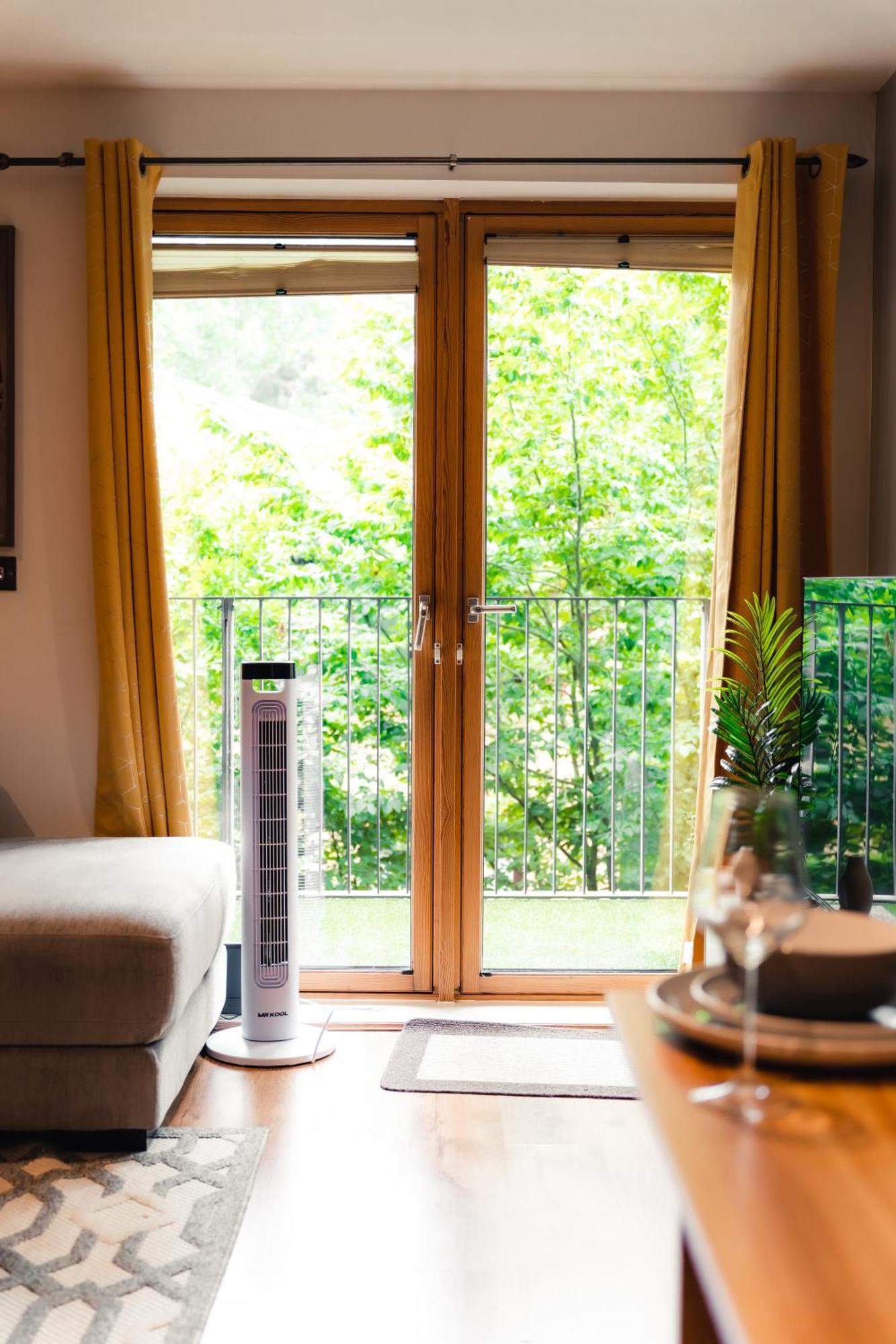Apartment Stylish 2 Bedroom Balcony - Free Underground Parking - Cmk