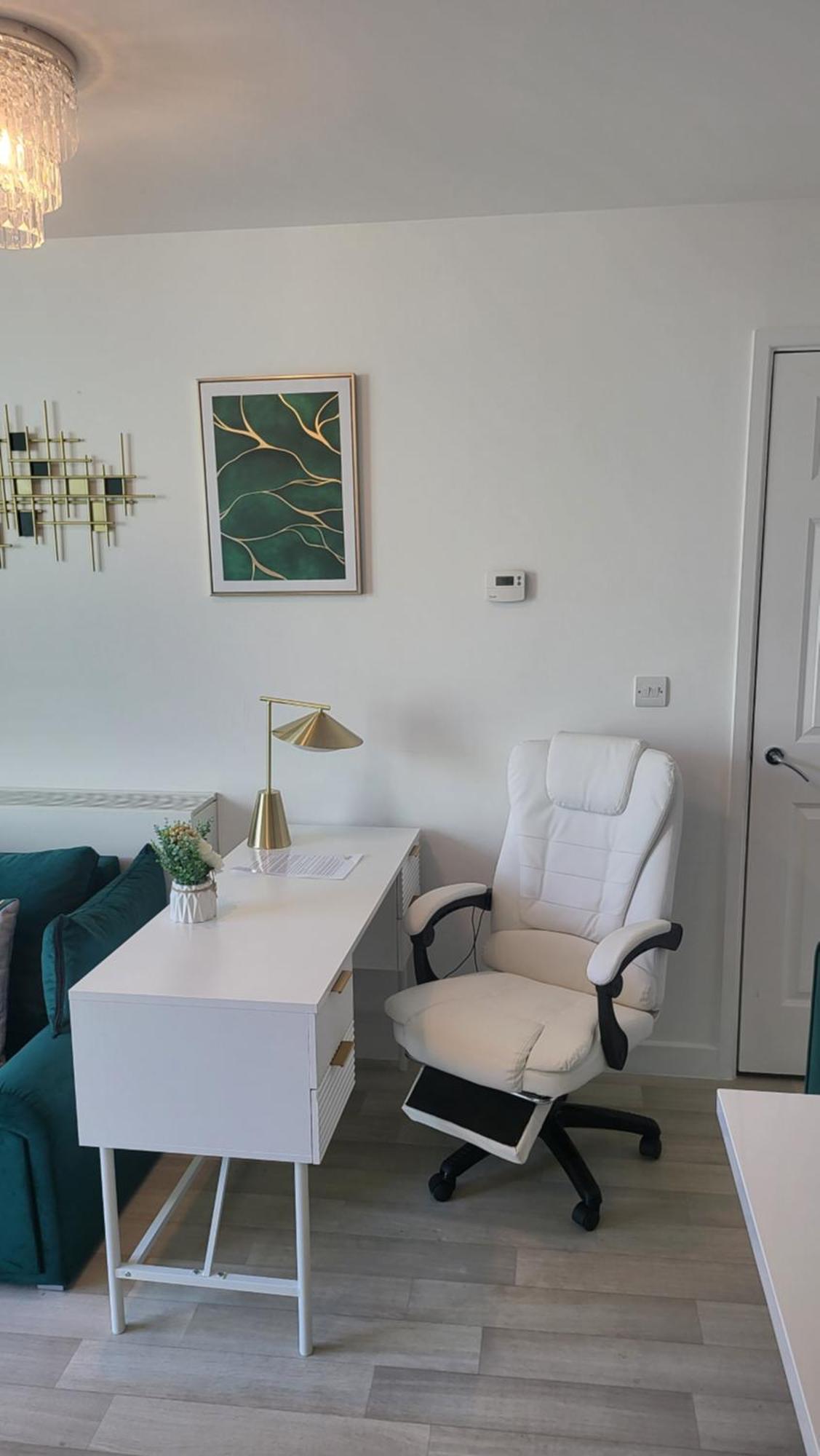 Cozy Haven Flat * Milton Keynes
