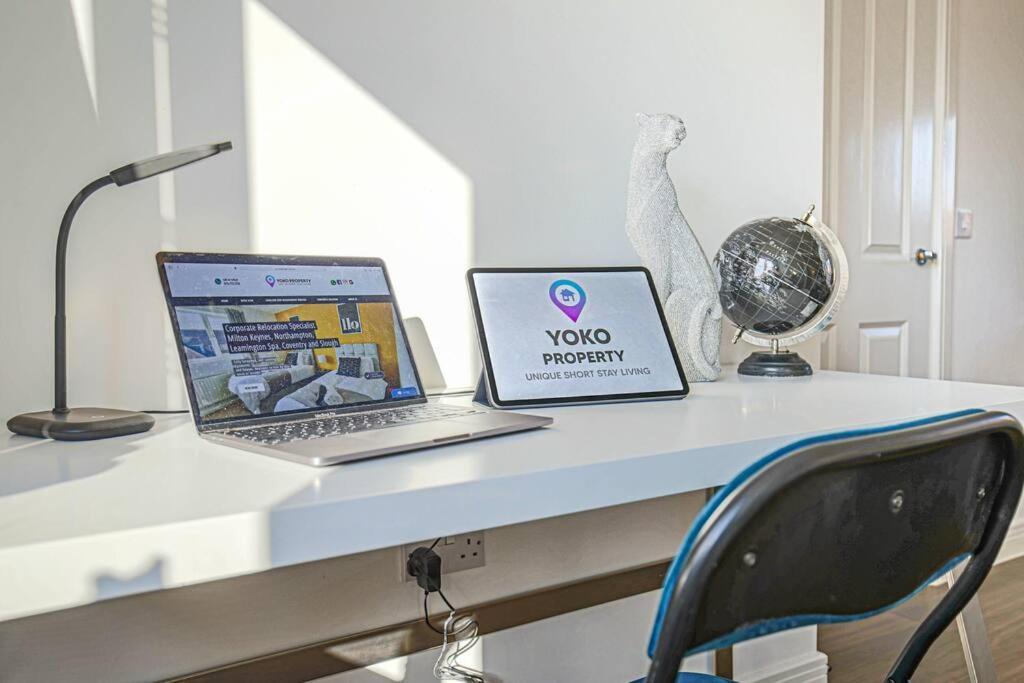Luxury Detached House With Pool Table, Free Parking, Fast Wifi, Smart Tvs And Garden By Yoko *