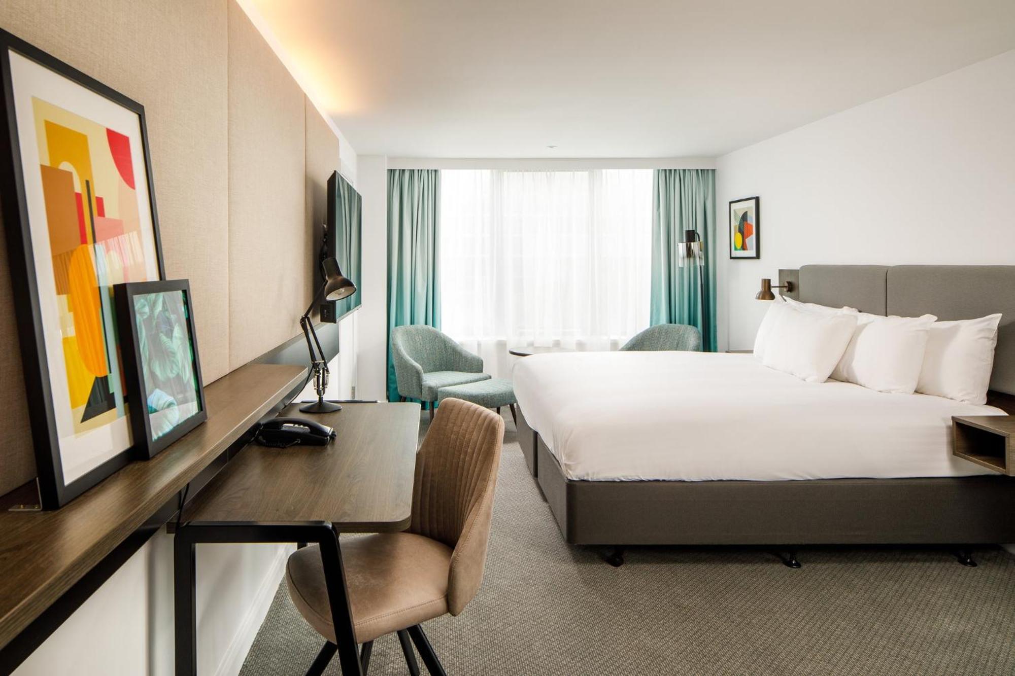 Hotel By Ihg