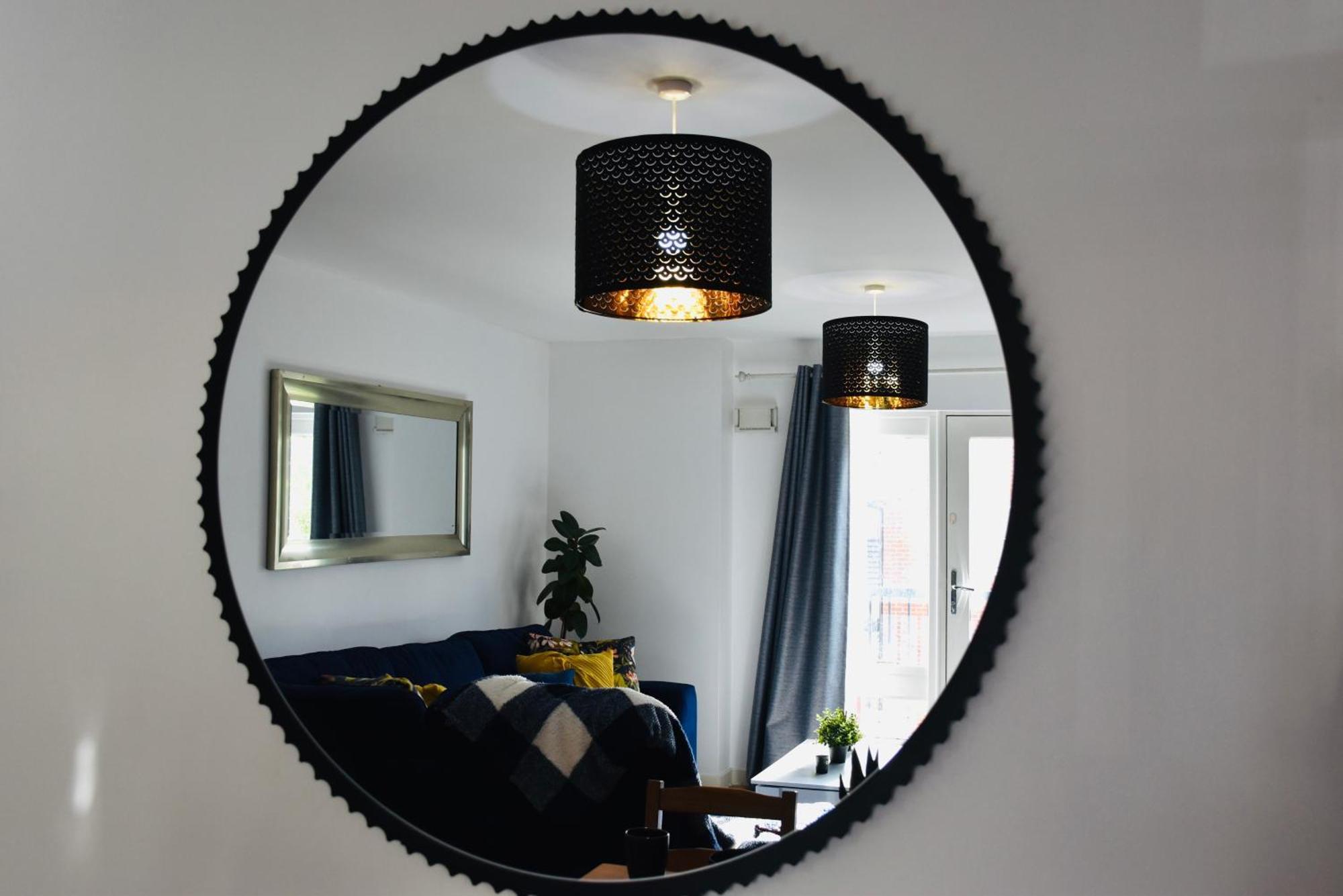 Luxurious & Spacious 2 Bed In *