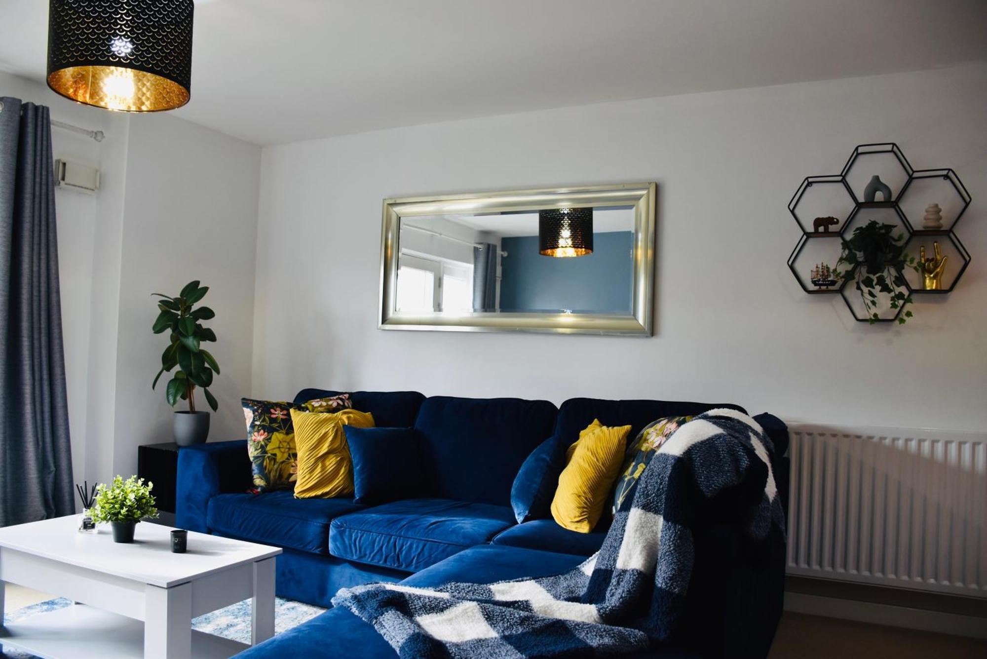 Apartment Luxurious & Spacious 2 Bed In